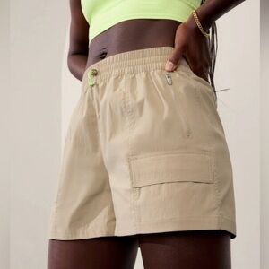 Athletica Women’s Cascade Cargo Shorts